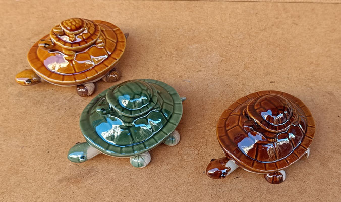 Tortugas cerámica. Ref 2472004. 11x8x6. Consultar colores disponibles