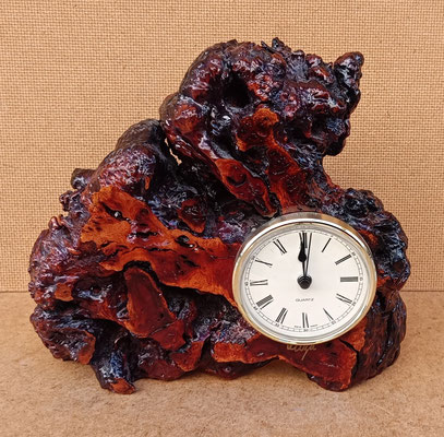 Reloj raíz de roble. Ref 54. 20x20x6
