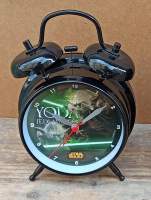 Despertador Yoda. Ref 1900211. 18x12