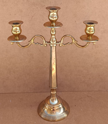 Candelabro bronce 1/3 brazos. Ref 1212. 41x31. Pareja disponible.