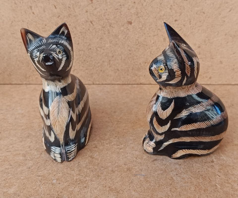 Gatos de asta. Ref EL0164. 8,5x3,5x5,5
