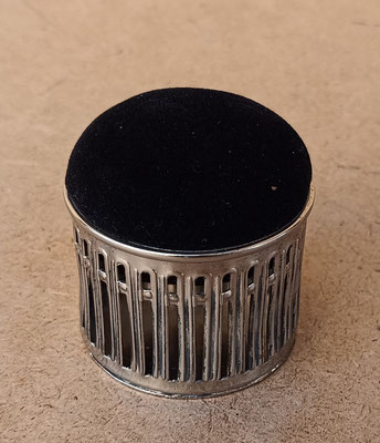 Acerico metal. Ref 1213513. 5x5x6