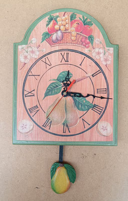 Reloj madera peras con péndulo. Ref 6659/030C. 41x23