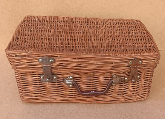 Cesto con tapa. 44x30x19