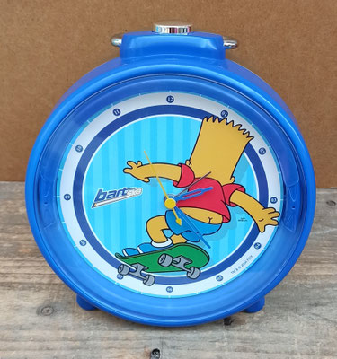 Reloj despertador Bart Simpson com música y luz. Ref 70053. 16x15