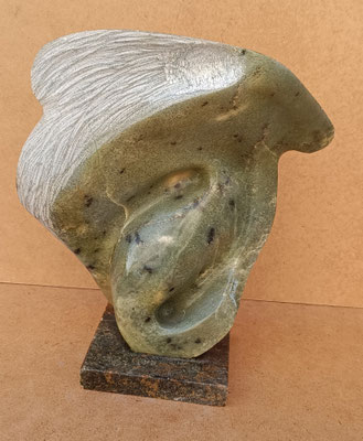 Escultura piedra jabón. Ref 807A. 26x23x11