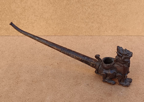 Pipa de bronce dragón. Ref MYM003D. 13X25X4
