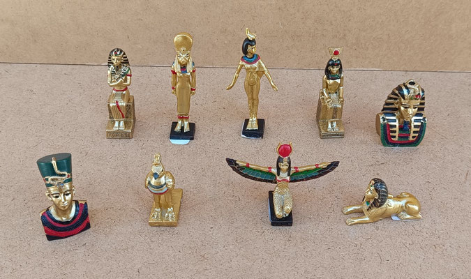 Figuras egipcias mini resina. Ref ES114 y WS104. 8x7 aprox. Consultar modelos disponibles 