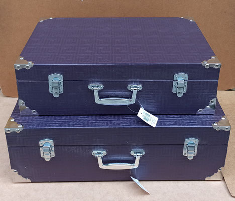 Maleta. Ref 294010. Pequeña 47x33x14. Grande 52x40x17
