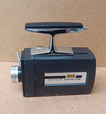 Cámara súper 8 vintage Bell&Howell. Ref GOY. 16x18x6