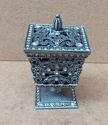 Caja metal. Ref 33596. 11x6x6