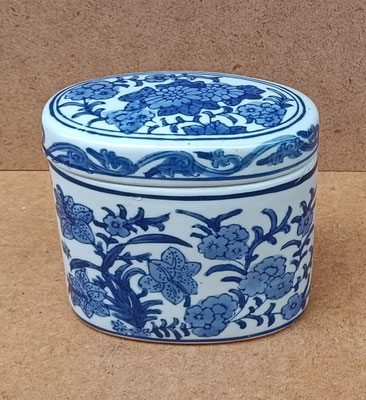 Caja porcelana. Ref HP623. 10X11X6