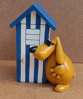 Hucha caseta playa perro resina. Ref 25236. 16x14x8