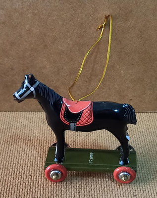Caballito hojalata colgar. Ref 1150. 8x9x3