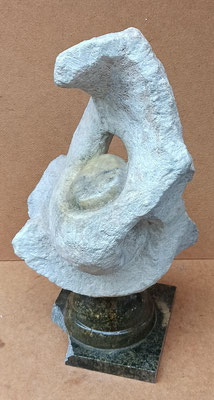 Escultura piedra de jabón. 39x24x16