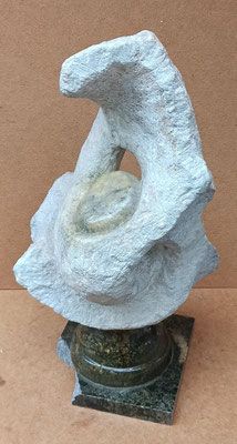 Escultura piedra de jabón B. Ref 32. 39x24x16