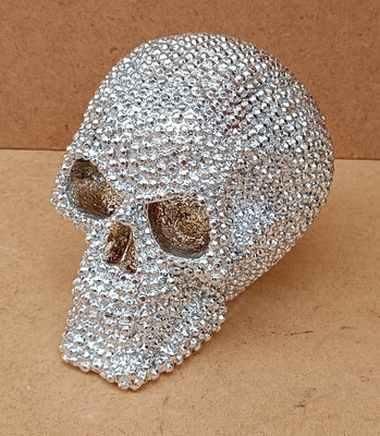 Calavera resina. Ref 78/5745. 15x10x11