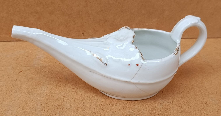 Vaso pistero porcelana antiguo (finales siglo XIX principios siglo XX). Ref DSP016. 7X19X6