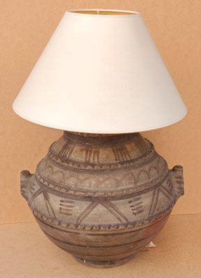 Lámpara terracota. Ref CEM2916. Medidas base 50x40