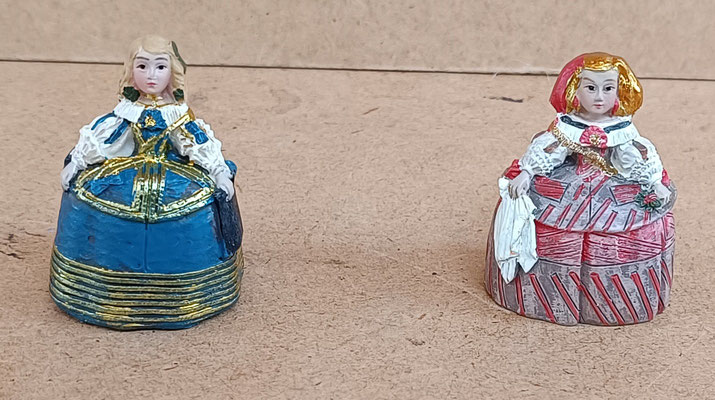 Dedales menina resina. Ref 6/195. 5x4x3