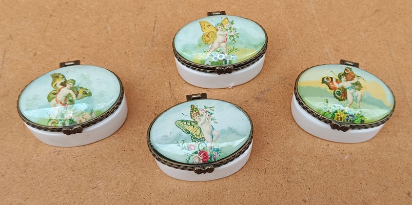 Pastillero porcelana hadas alas mariposas. Ref 69256
