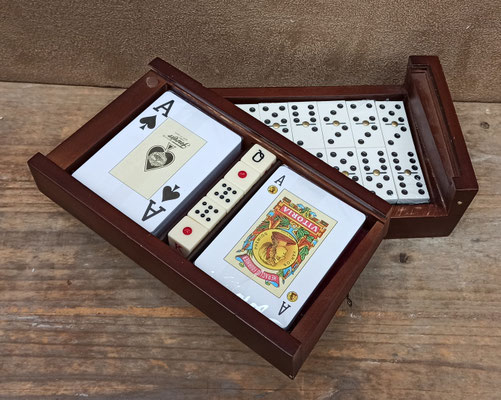 Caja cartas, dados y dominó. Ref 310009200. 20x11x6