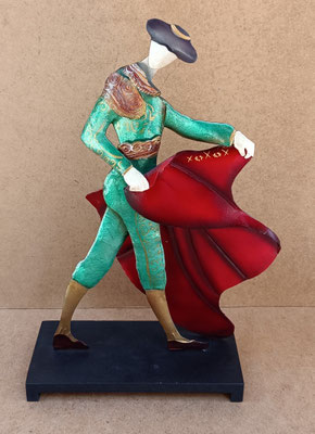 Figura torero chapa. 39x23x10