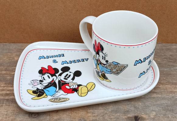 Taza y lato Mickey y MInnie