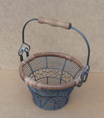 Cesto metal.  29x23