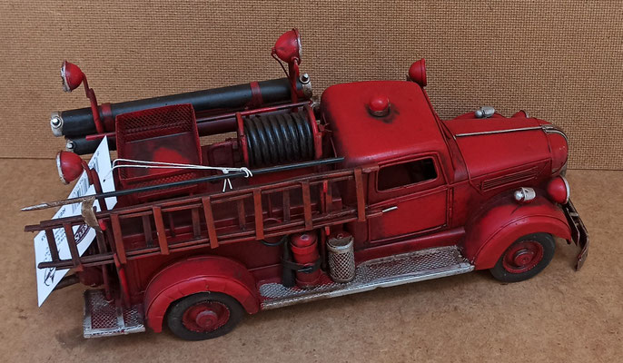 Camión de bomberos. Ref 286103. 15x32x12