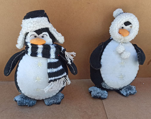 Peluches pingüinos. Ref 3320. 28x15x10