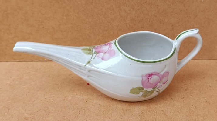 Vaso pistero porcelana antiguo (finales siglo XIX principios siglo XX). Ref DSP016. 7X19X6