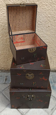 Caja madera forrada piel. Grande 31x41x22. Mediana 27x27x19. Pequeña 22x22x16
