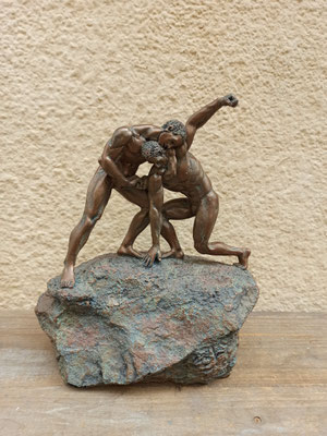 Luchadores de resina de resina acabado bronce