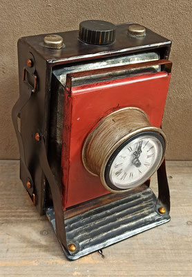 Reloj imitación cámara de fotos antigua. Ref 95236. 17x23