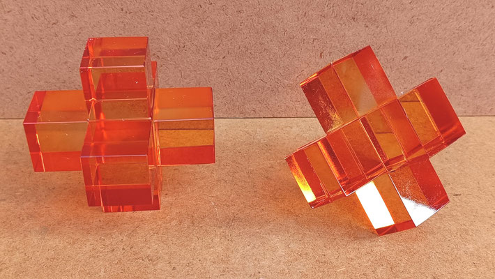 Figura abstracta cristal. Ref 31580. 9x9x9