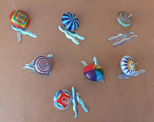 Mini peonzas con serpientes. Ref 715