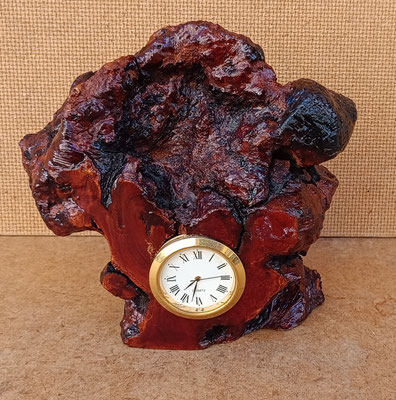 Reloj raíz de roble. Ref 50. 13x15x6 