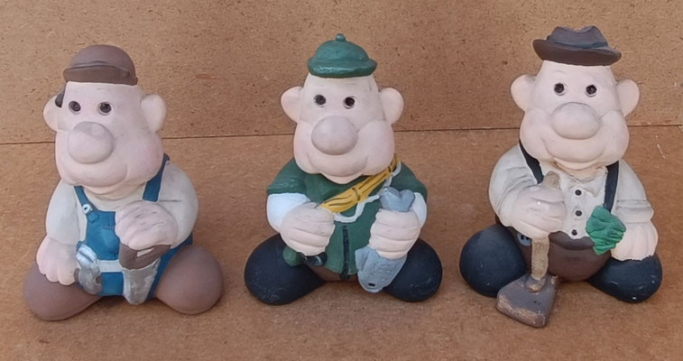 Figuras cerámica portuguesa Artcige profesiones variadas. 15x11x9