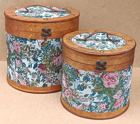 Sombrerera madera y tela flores. Ref 72133. Grande 33x35. Pequeña 27x30 
