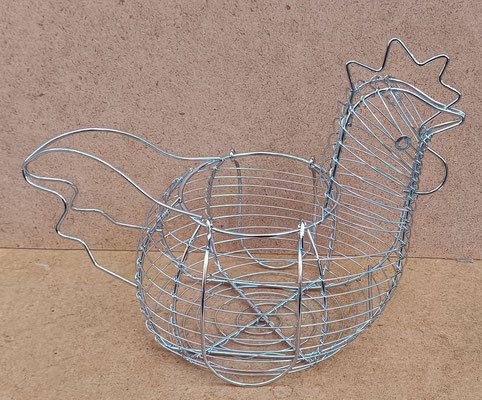 Huevera gallina. Ref 81442. 24x32x15