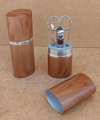 estuche manicura viaje. Ref 7026638. 12x4,5x3