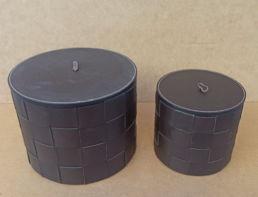Caja polipiel. Ref 5153. Grande 22,5x19. Pequeña 16,5x15
