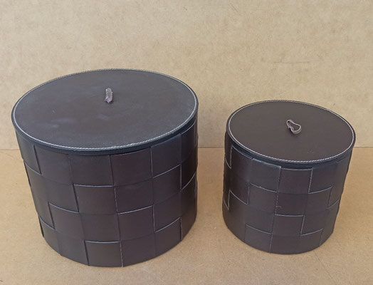 Caja polipiel. Ref 5153. Grande 22,5x19. Pequeña 16,5x15