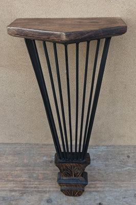 Ménsula de madera y metal. Ref Ma 11918. 38x18x13 