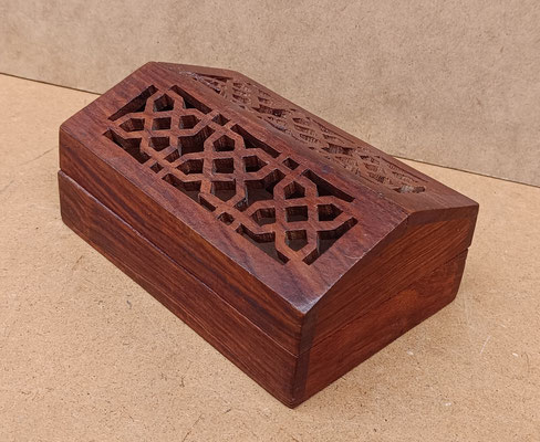 Caja madera calada. Ref 107. 15x10x7