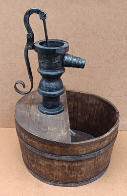 Fuente de resina. Ref 8026. 58x38