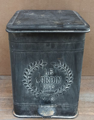 Papelera metal con pedal. Ref 687403. 34x27x26