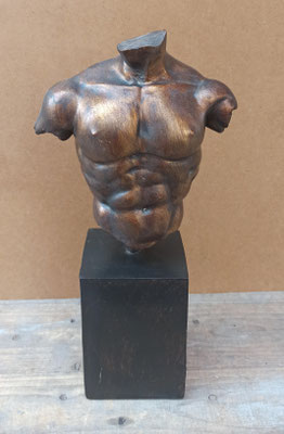Figura torso masculino resina. Ref 107360. 32x16x8