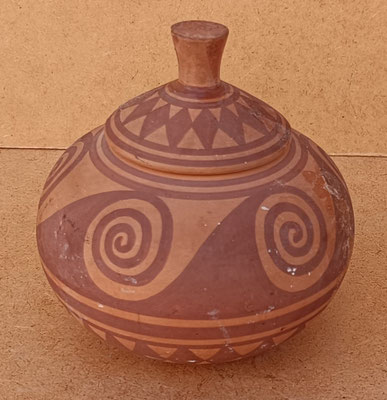 Caja cerámica Alfar Ibérico (Cuenca). 13x10